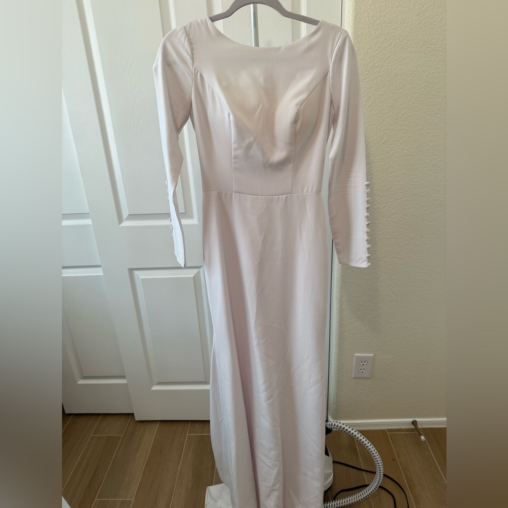 White boat neck wedding gown